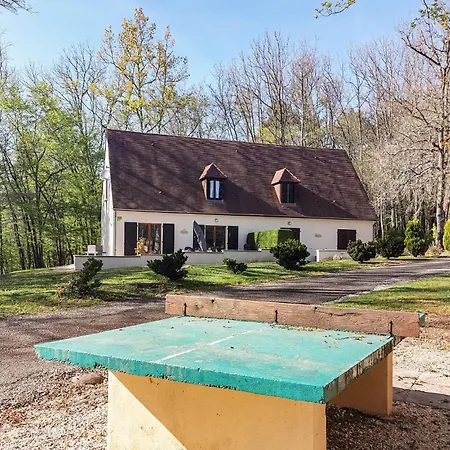 Semesterbostad Charmante Maison Au Calme Carlux